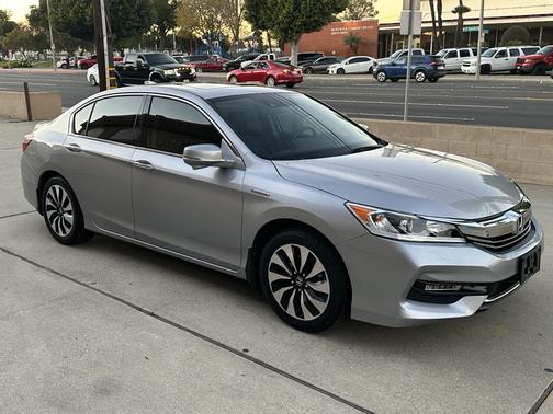 2017 Honda Accord Hybrid EX-L