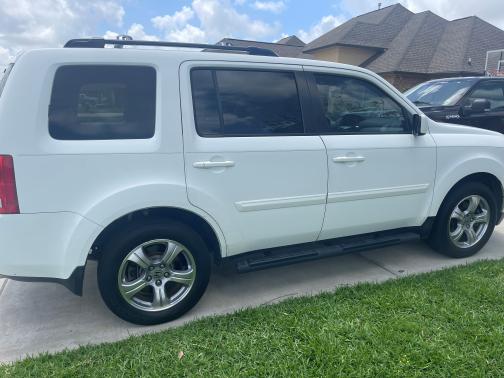 Photo 5 of 14 of 2014 Honda Pilot EX-L