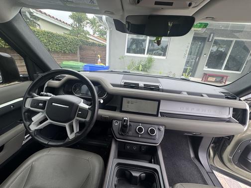 2023 Land Rover Defender S