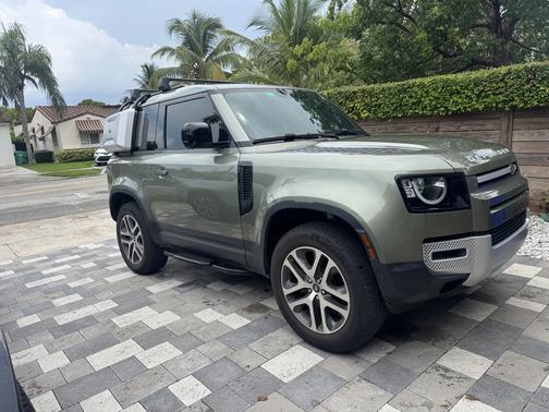 2023 Land Rover Defender S
