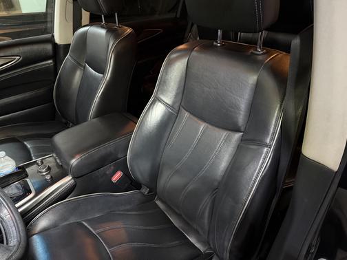 2016 INFINITI QX60 Base