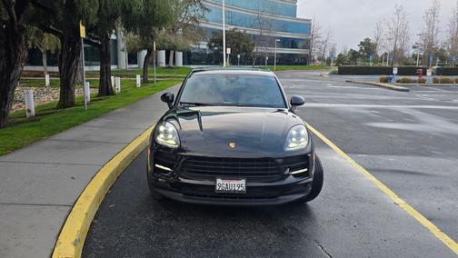 2021 Porsche Macan Macan