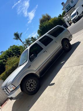 2001 Ford Excursion XLT