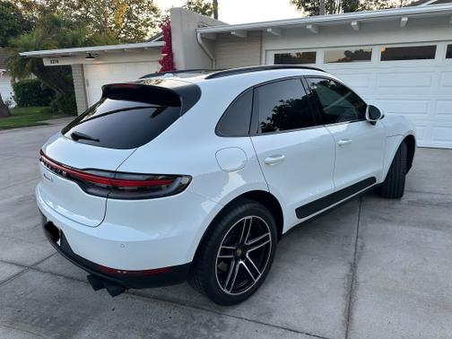 2021 Porsche Macan S