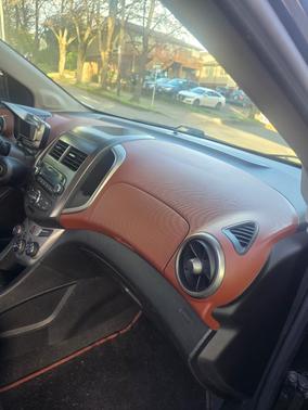 Black 2012 Chevrolet Sonic 2LT