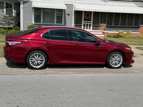 2019 Toyota Camry XLE