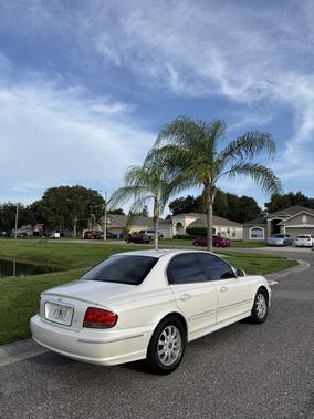 White 2004 Hyundai SONATA LX