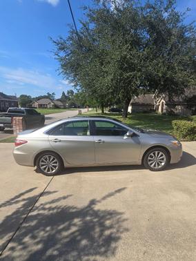 Beige 2016 Toyota Camry XLE