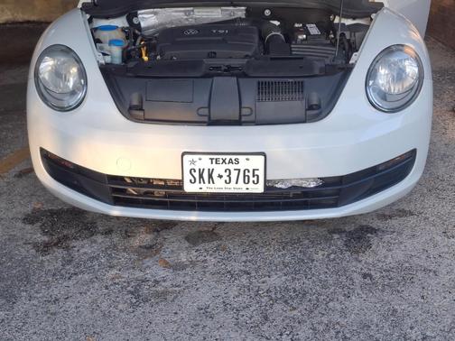 White 2015 Volkswagen Beetle 1.8T