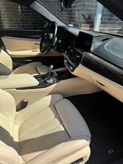 2019 BMW 530 i