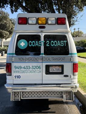 White 2010 Ford E350 Super Duty Base