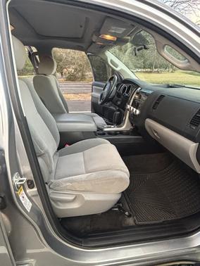 2013 Toyota Sequoia SR5