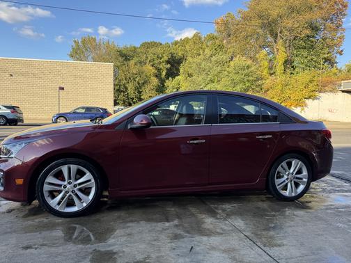 Red 2015 Chevrolet Cruze LTZ