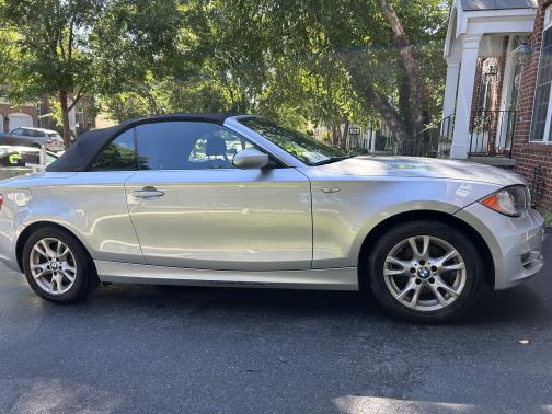 2009 BMW 128 i