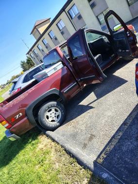 Red 2001 Chevrolet Silverado 1500 LS Extended Cab