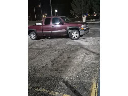 Red 2001 Chevrolet Silverado 1500 LS Extended Cab