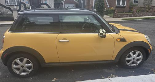 2009 MINI Cooper Base