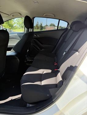 2018 Mazda Mazda3 Sport