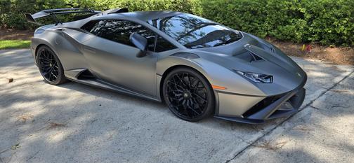 2021 Lamborghini Huracan STO Base
