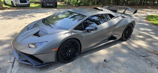 2021 Lamborghini Huracan STO Base