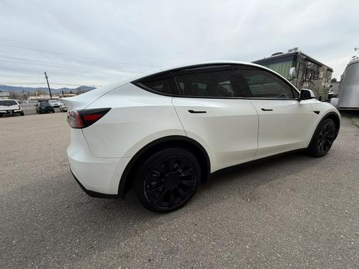 White 2022 Tesla Model Y Long Range