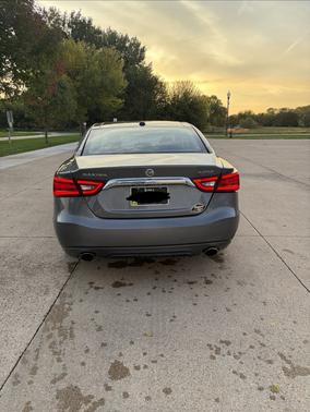 Gray 2017 Nissan Maxima 3.5 Platinum