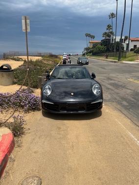 Black 2014 Porsche 911 911 Carrera 4