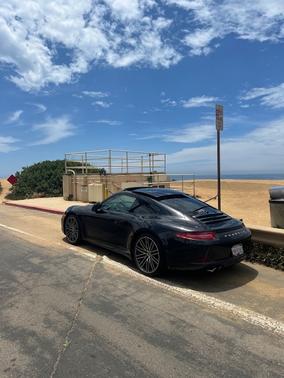Black 2014 Porsche 911 911 Carrera 4