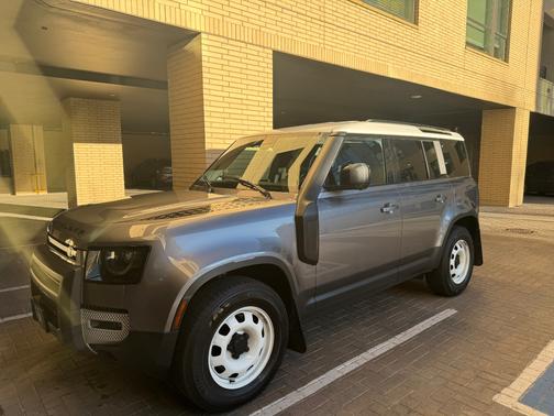 2022 Land Rover Defender 110