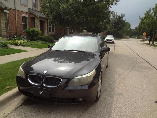 Black 2006 BMW 525 i