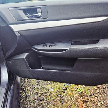 2013 Subaru Legacy 2.5i Premium