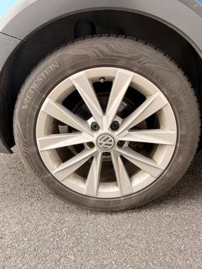 Blue 2019 Volkswagen Golf Alltrack TSI SE