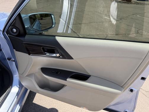 2017 Honda Accord Hybrid Touring