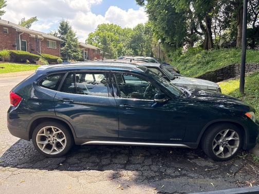 Blue 2014 BMW X1 xDrive 28i