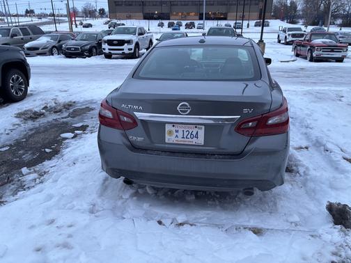 Gray 2018 Nissan Altima 2.5 SV