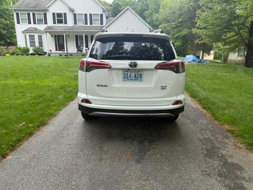 White 2017 Toyota RAV4 XLE