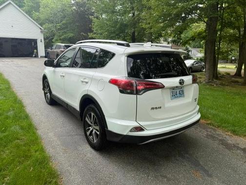 White 2017 Toyota RAV4 XLE
