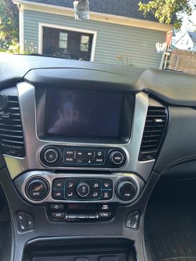 Silver 2015 Chevrolet Suburban 1500 LTZ