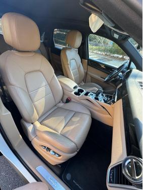 2019 Porsche Cayenne Cayenne