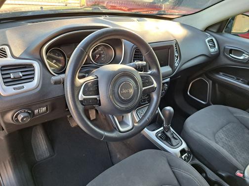 2018 Jeep Compass Sport