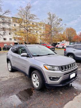Silver 2019 Jeep Compass Latitude
