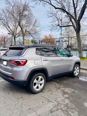 Silver 2019 Jeep Compass Latitude