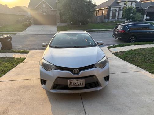 Silver 2016 Toyota Corolla LE