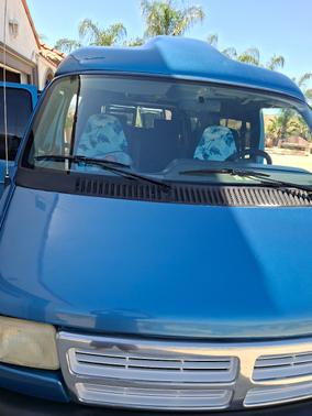 Blue 1996 Dodge Ram Wagon B2500