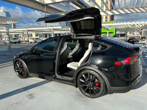 2019 Tesla Model X Performance