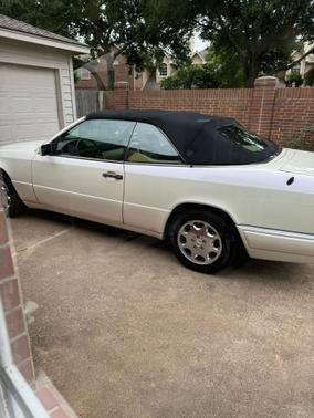 1994 Mercedes-Benz E-Class E320 Cabriolet