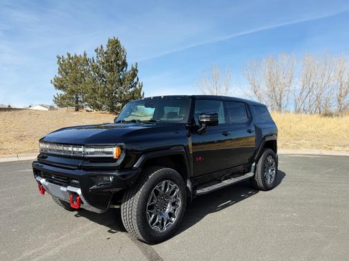 Black 2025 GMC HUMMER EV SUV 3X