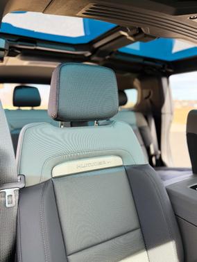 Black 2025 GMC HUMMER EV SUV 3X