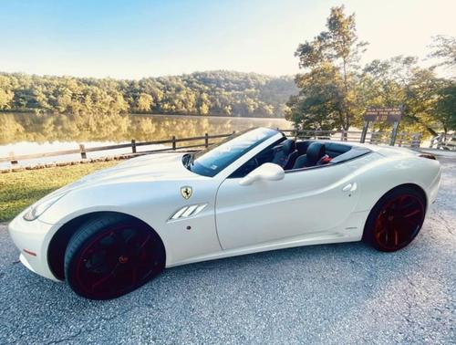 2011 Ferrari California Base