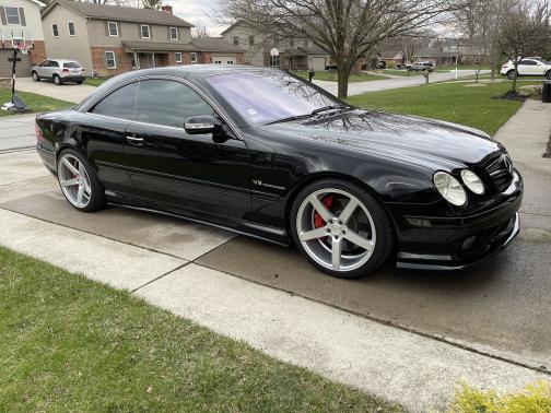 Photo 2 of 6 of 2003 Mercedes-Benz CL-Class CL55 AMG